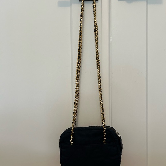 Prada - Picture 6 of 10